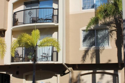 Condominio en venta en Royal Palm Beach, Florida, 2 dormitorios, 102.84 m2 № 1117018 - foto 20