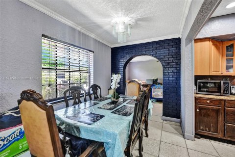 Casa en venta en Fort Lauderdale, Florida, 4 dormitorios, 156.26 m2 № 1128690 - foto 17