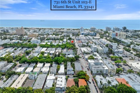 Studio in the Condo in Miami Beach, Florida  № 1292343 - photo 1