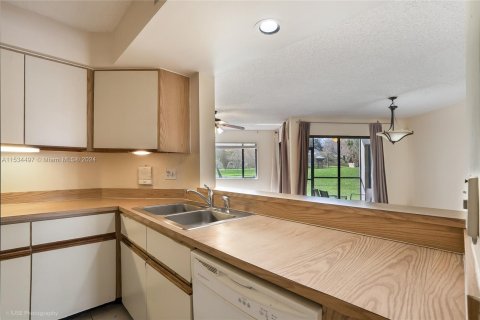 Condominio en venta en Plantation, Florida, 2 dormitorios, 96.06 m2 № 1013508 - foto 5