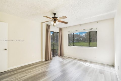 Condominio en venta en Plantation, Florida, 2 dormitorios, 96.06 m2 № 1013508 - foto 9