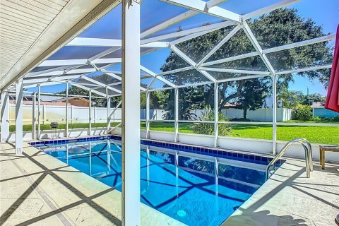 Casa en venta en New Smyrna Beach, Florida, 4 dormitorios, 140 m2 № 1383466 - foto 23