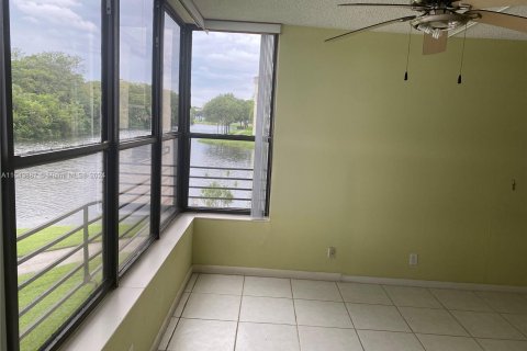 Copropriété à vendre à Coconut Creek, Floride: 2 chambres, 120.77 m2 № 1325870 - photo 8