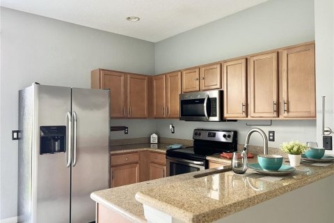 Townhouse in Tampa, Florida 2 bedrooms, 112.97 sq.m. № 1379635 - photo 8