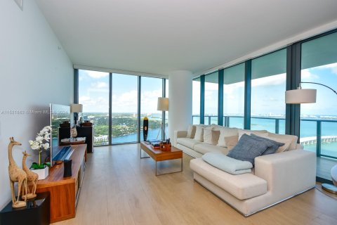 Copropriété à vendre à Miami, Floride: 3 chambres, 151.8 m2 № 972260 - photo 5