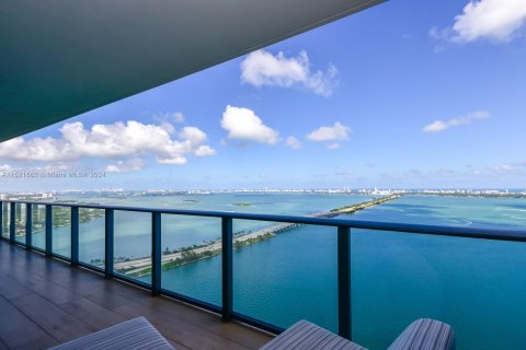 Copropriété à vendre à Miami, Floride: 3 chambres, 151.8 m2 № 972260 - photo 21