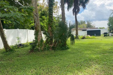 Terreno en venta en Tampa, Florida № 1393276 - foto 4