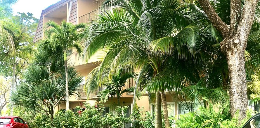 Condo in Miami, Florida, 1 bedroom  № 1013522