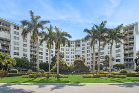 Copropriété à vendre à Palm Beach, Floride: 2 chambres, 144.83 m2 № 1186435 - photo 15