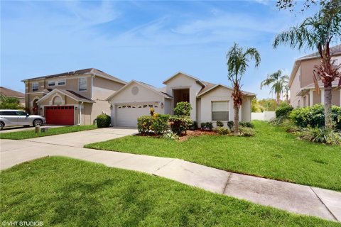 House in Land O' Lakes, Florida 4 bedrooms, 138.8 sq.m. № 1343387 - photo 4