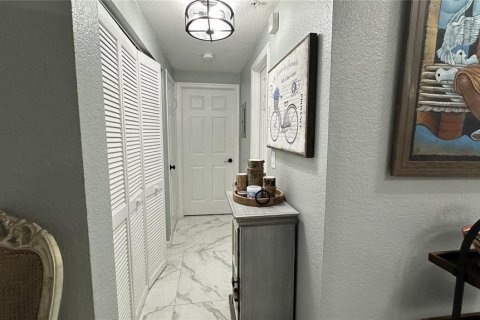 Condo in Orlando, Florida, 2 bedrooms  № 1343456 - photo 11