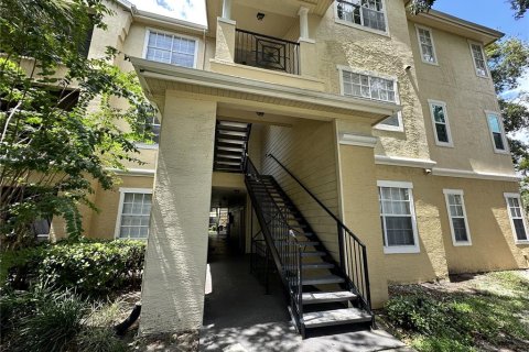 Condominio en venta en Orlando, Florida, 2 dormitorios, 94.2 m2 № 1343456 - foto 1