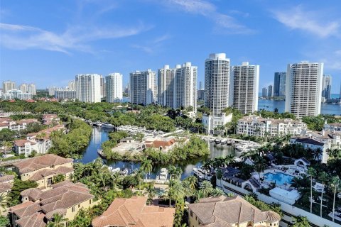 Condominio en venta en Aventura, Florida, 2 dormitorios, 114.27 m2 № 1348477 - foto 1