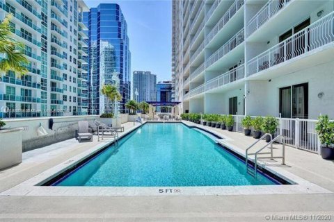 Condominio en venta en Miami, Florida, 1 dormitorio, 76.64 m2 № 1348520 - foto 4