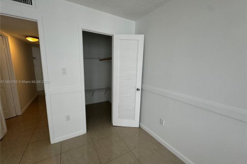 Copropriété à vendre à Aventura, Floride: 2 chambres, 145.39 m2 № 1271278 - photo 18