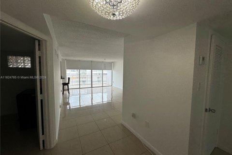 Copropriété à vendre à Aventura, Floride: 2 chambres, 145.39 m2 № 1271278 - photo 8