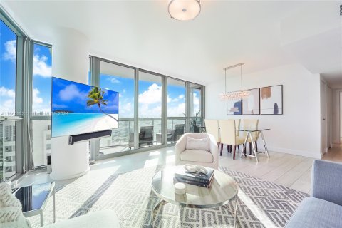 Condo in Miami Beach, Florida, 2 bedrooms  № 1380563 - photo 20