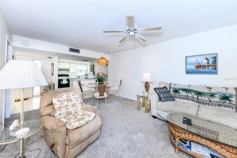 Copropriété à vendre à Punta Gorda, Floride: 2 chambres, 95.22 m2 № 1350913 - photo 3