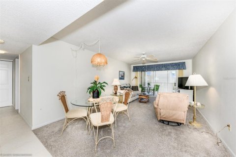 Copropriété à vendre à Punta Gorda, Floride: 2 chambres, 95.22 m2 № 1350913 - photo 1