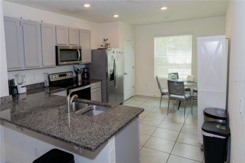 Touwnhouse à vendre à Orlando, Floride: 3 chambres, 154.87 m2 № 1351023 - photo 3