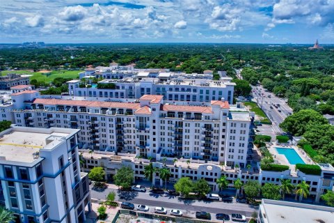 Condominio en venta en Coral Gables, Florida, 2 dormitorios, 90.12 m2 № 1333359 - foto 29