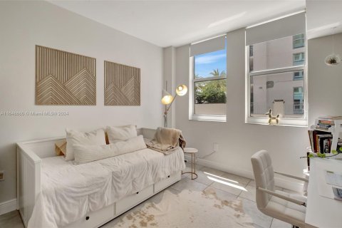 Condominio en venta en Coral Gables, Florida, 2 dormitorios, 90.12 m2 № 1333359 - foto 23