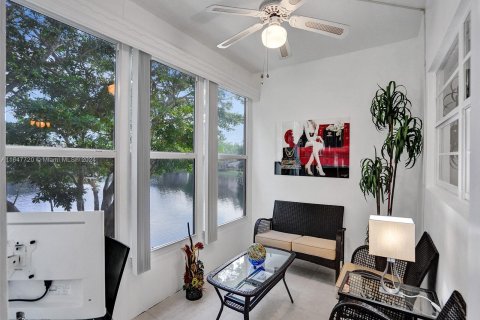 Condo in Lauderdale Lakes, Florida, 1 bedroom  № 1333460 - photo 22