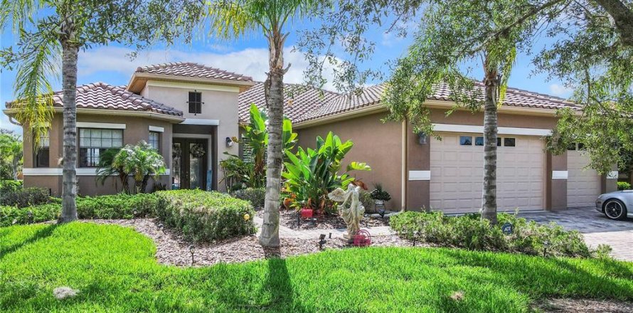 Casa en Kissimmee, Florida 3 dormitorios, 239.69 m2 № 1318457