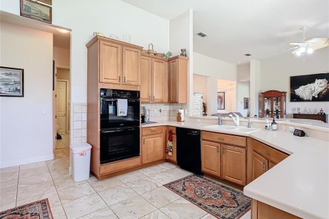 Casa en venta en Kissimmee, Florida, 3 dormitorios, 239.69 m2 № 1318457 - foto 25