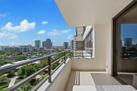 Copropriété à vendre à Hallandale Beach, Floride: 1 chambre, 92.9 m2 № 1237064 - photo 20