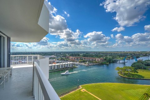 Condominio en venta en North Palm Beach, Florida, 3 dormitorios, 230.21 m2 № 990453 - foto 4