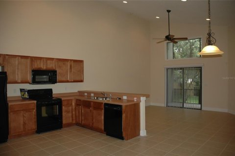 Apartamento en alquiler en Clermont, Florida, 3 dormitorios, 131.09 m2 № 1341119 - foto 5