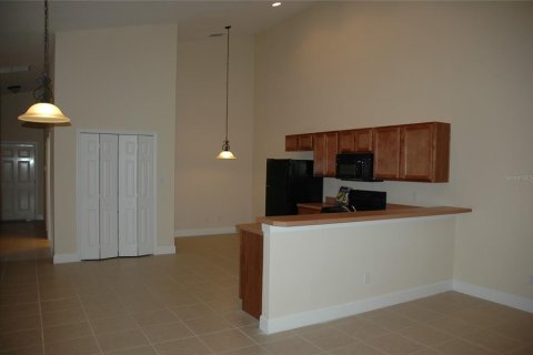 Apartamento en alquiler en Clermont, Florida, 3 dormitorios, 131.09 m2 № 1341119 - foto 4