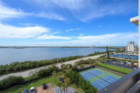 Condo in Riviera Beach, Florida, 3 bedrooms  № 978466 - photo 6