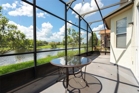 Villa ou maison à vendre à Kissimmee, Floride: 2 chambres, 132.2 m2 № 1327315 - photo 19