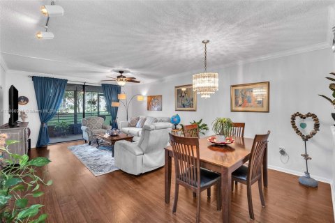 Condominio en venta en Pembroke Pines, Florida, 2 dormitorios, 94.85 m2 № 853853 - foto 13