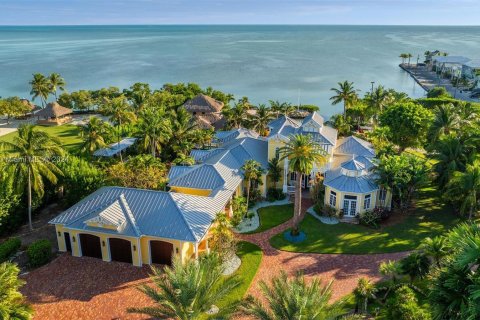 Villa ou maison à vendre à Marathon, Floride: 5 chambres, 796.45 m2 № 927322 - photo 16
