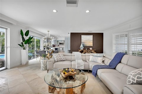 Casa en alquiler en Fort Lauderdale, Florida, 3 dormitorios, 141.68 m2 № 1119142 - foto 3