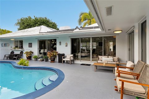 Casa en alquiler en Fort Lauderdale, Florida, 3 dormitorios, 141.68 m2 № 1119142 - foto 30