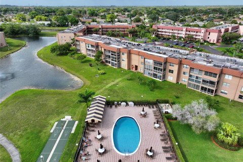 Condominio en venta en Sunrise, Florida, 2 dormitorios, 95.22 m2 № 1099092 - foto 3