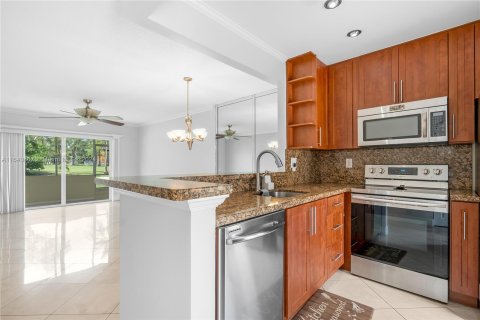 Copropriété à vendre à Lauderhill, Floride: 2 chambres, 80.82 m2 № 1320763 - photo 24