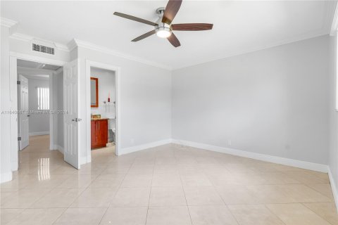 Copropriété à vendre à Lauderhill, Floride: 2 chambres, 80.82 m2 № 1320763 - photo 8