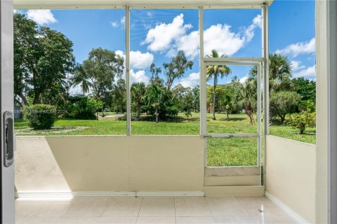 Copropriété à vendre à Lauderhill, Floride: 2 chambres, 80.82 m2 № 1320763 - photo 20