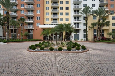 Condominio en venta en Aventura, Florida, 2 dormitorios, 101.36 m2 № 1319114 - foto 14