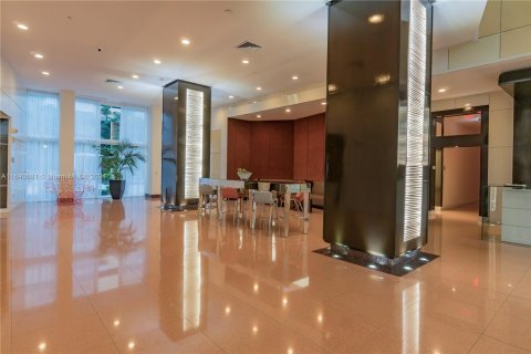 Condominio en venta en Aventura, Florida, 2 dormitorios, 101.36 m2 № 1319114 - foto 18