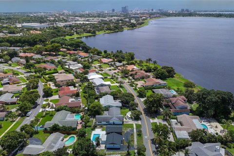 Villa ou maison à vendre à West Palm Beach, Floride: 4 chambres, 190.17 m2 № 1332106 - photo 23