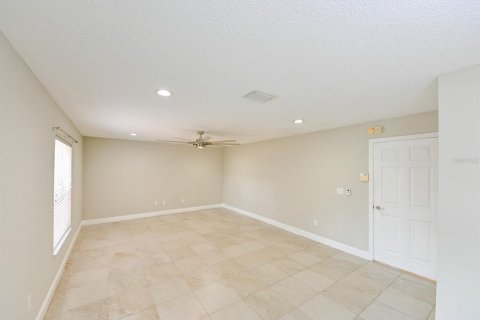 Villa ou maison à vendre à Odessa, Floride: 4 chambres, 235.79 m2 № 1358434 - photo 10