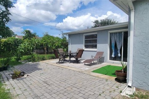 House in Holiday, Florida 3 bedrooms, 119.19 sq.m. № 1361302 - photo 19