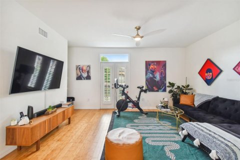 Adosado en venta en Tampa, Florida, 3 dormitorios, 165.09 m2 № 1361232 - foto 16