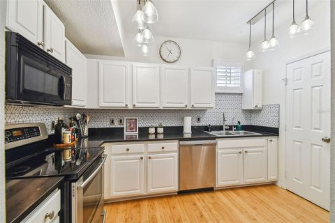 Adosado en venta en Tampa, Florida, 3 dormitorios, 165.09 m2 № 1361232 - foto 9